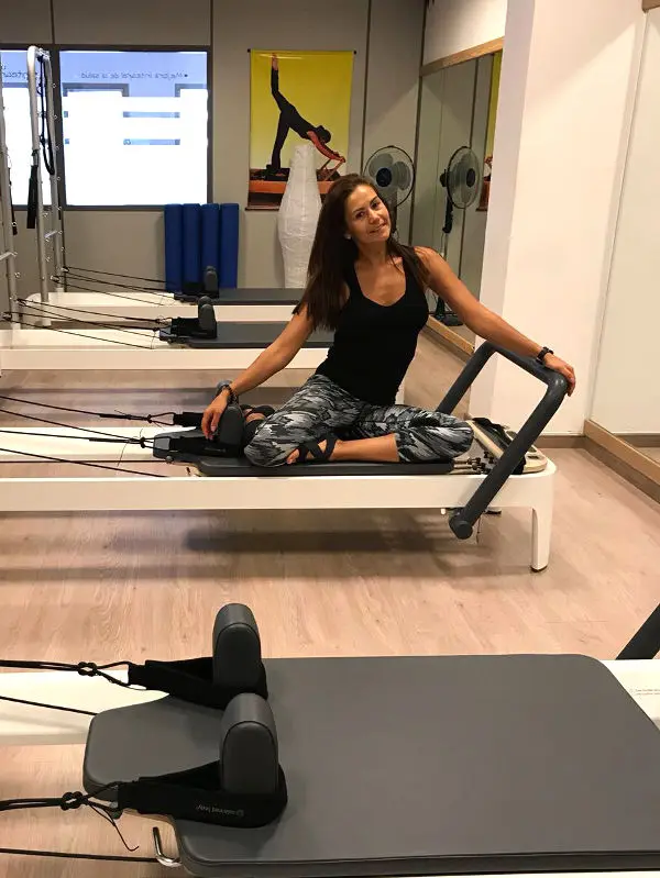 Mariana González en el centro de pilates Pilates Armonía Studio.