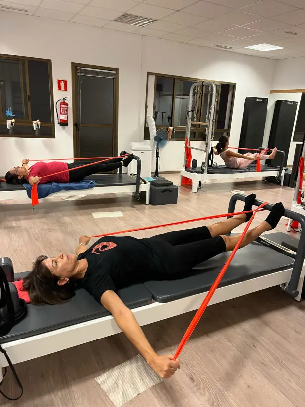 clases de pilates en grupo